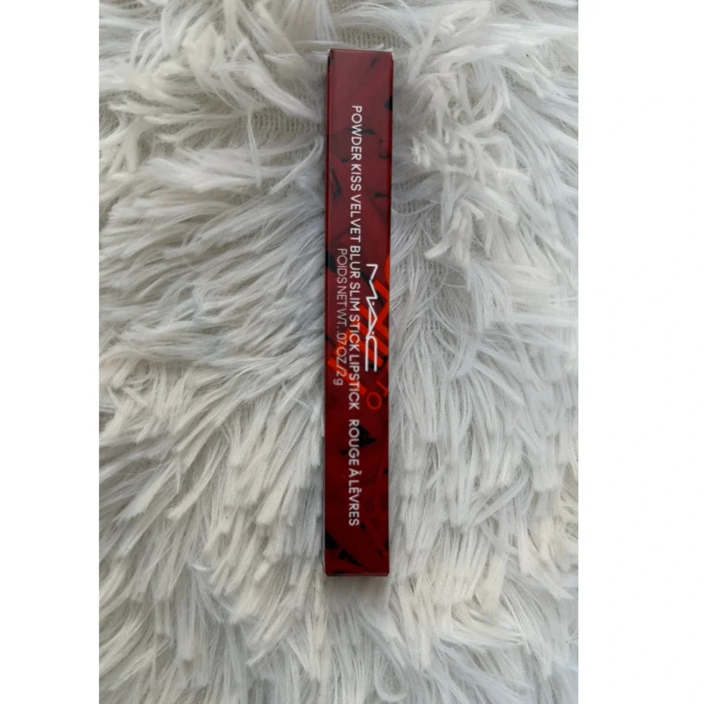 MAC Devoted To Chili Kiss Velvet Blur Slim Stick Lipstick Full Size NEW